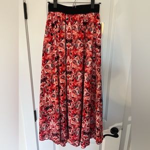 New LulaRoe Lucy Skirt - XS